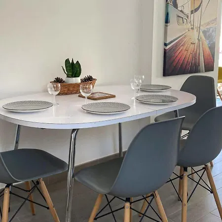 West בית נופש לוריניה